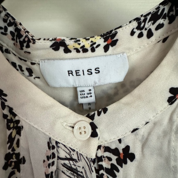 Reiss - Picture 2 of 5